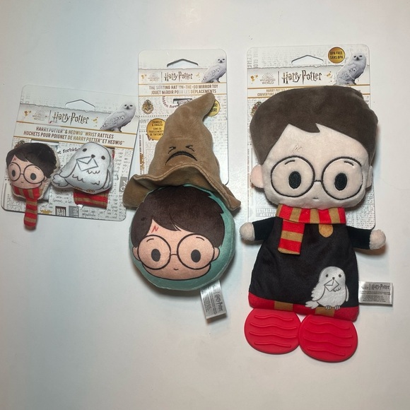 Harry Potter baby set NEW wrist rattlers, mirror toy, sensory blanket/teether - Picture 1 of 9
